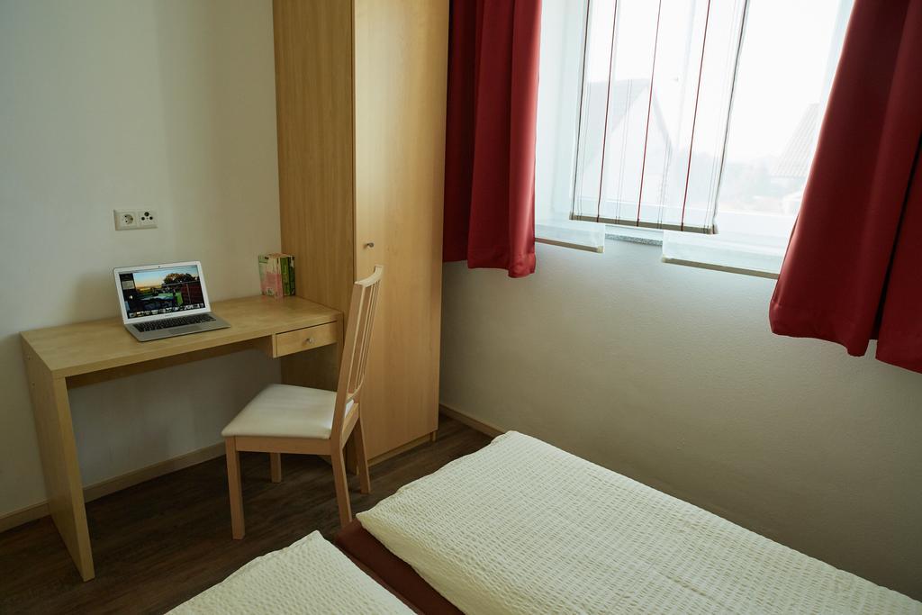 Business Homes - Das Apartment Hotel Lauchheim Zimmer foto