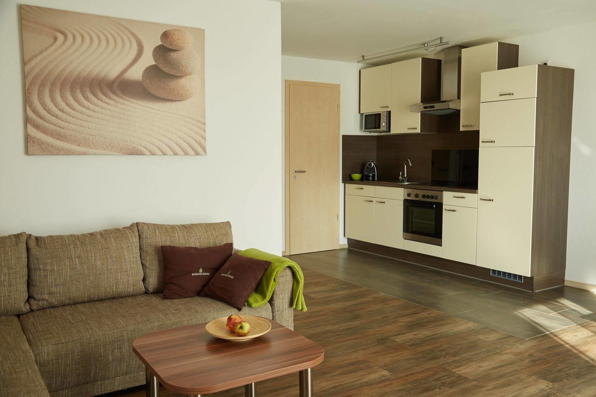 Business Homes - Das Apartment Hotel Lauchheim Exterior foto