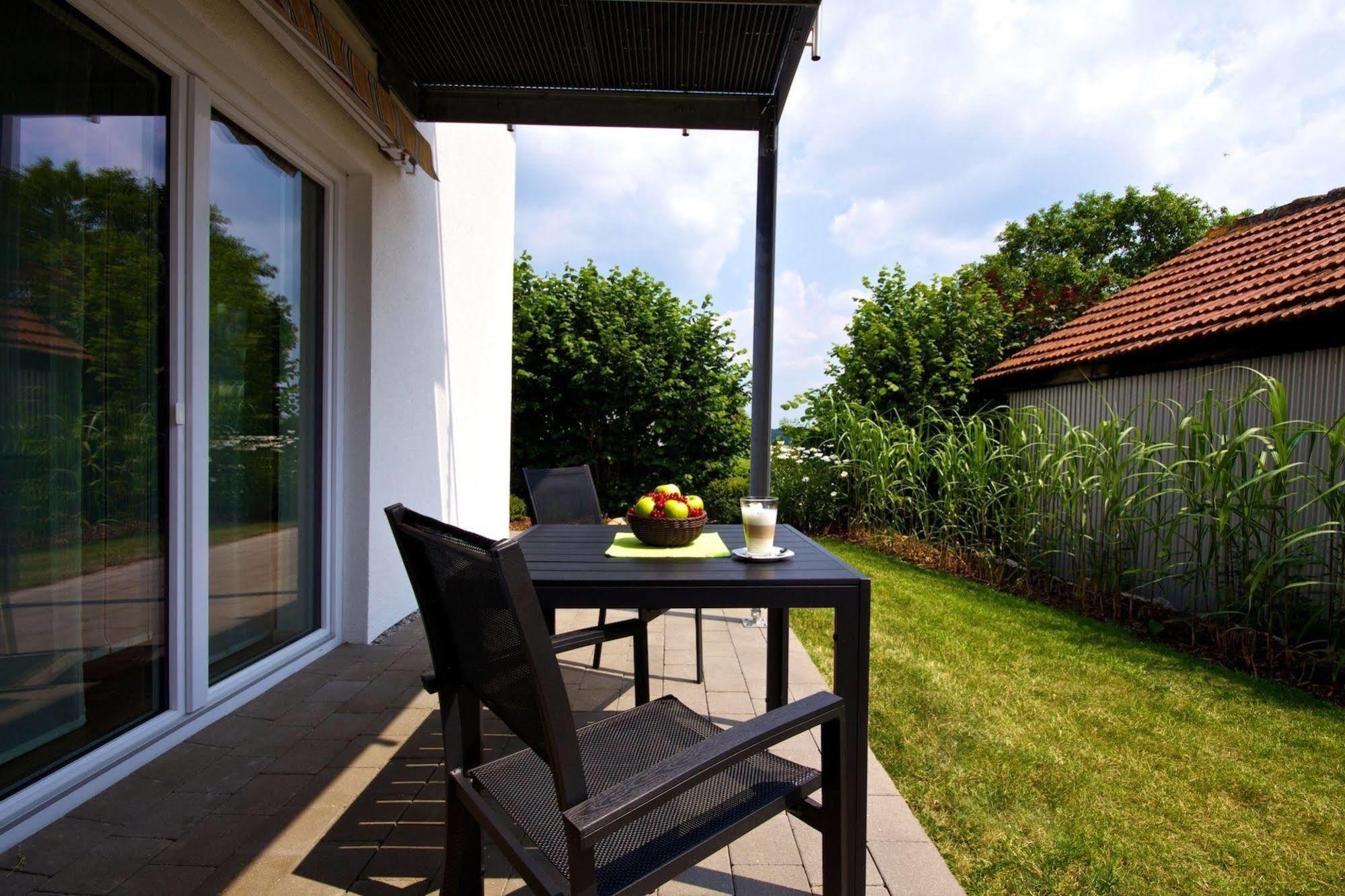 Business Homes - Das Apartment Hotel Lauchheim Exterior foto